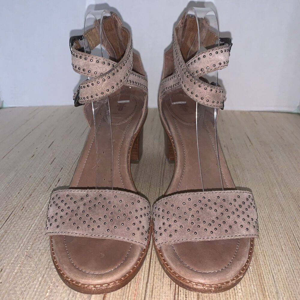 Frye Brielle Western Back-Zip Ankle Strap Beige Suede Studded Heels Women’s 8M - Picture 4 of 16